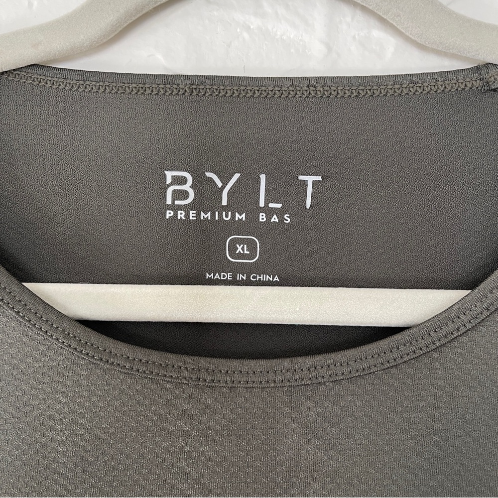 BYLT Men’s Long Sleeve Shirt. Green. Size XL - Picture 3 of 4